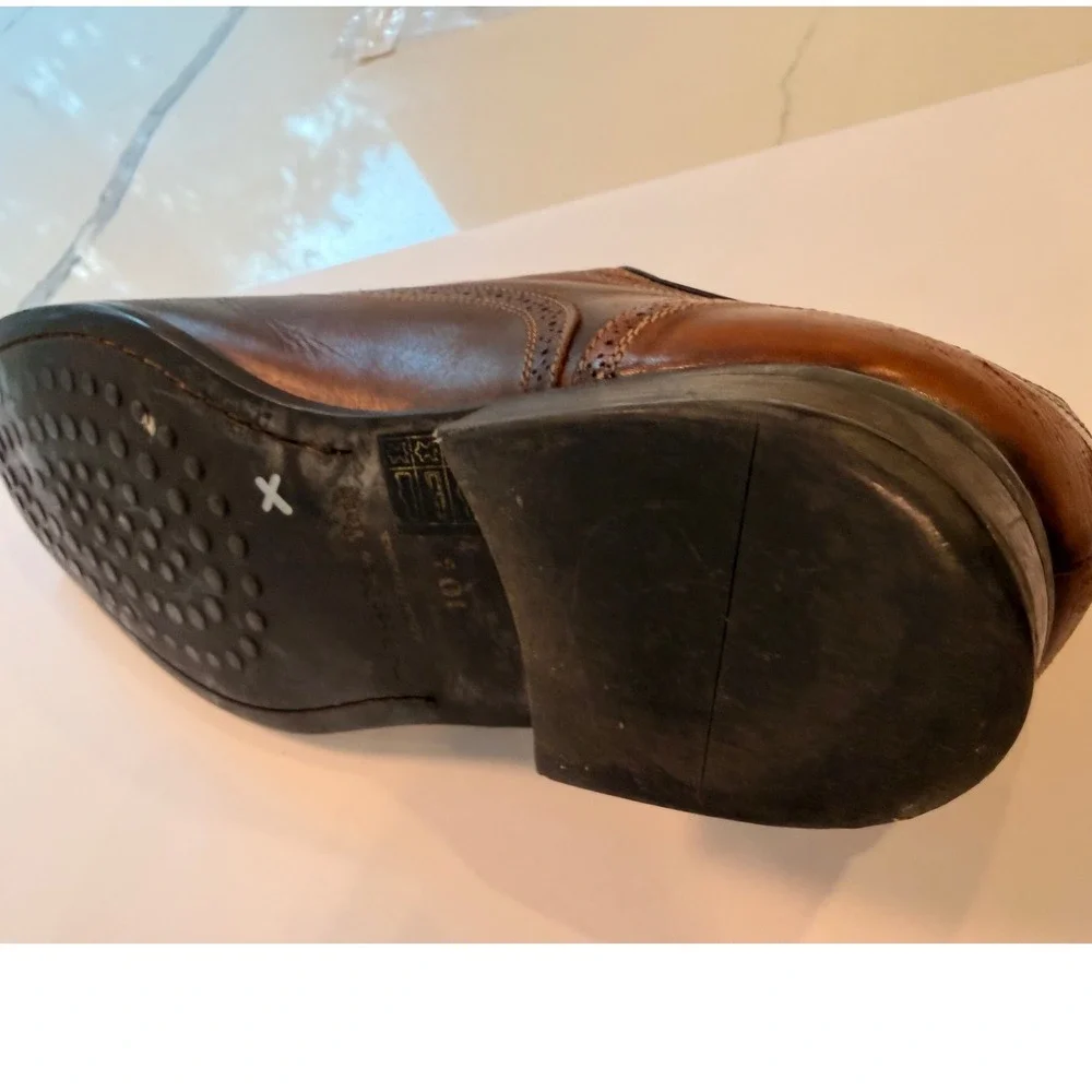To Boot compared brown